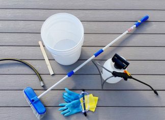 Is it Safe to Clean Your Composite Decking With Vinegar – 2025 Guide
