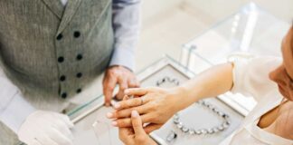 Home of the World's Best Laboratory-Grown Diamonds