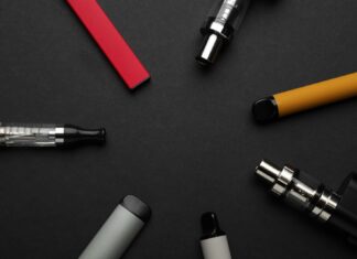Pod Kits vs Disposable Vapes